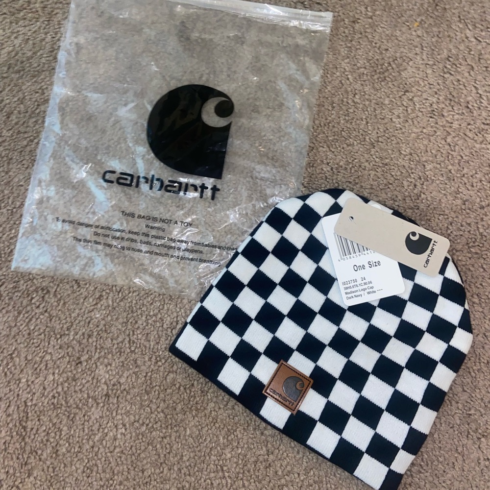 Brand new carhartt beanie
